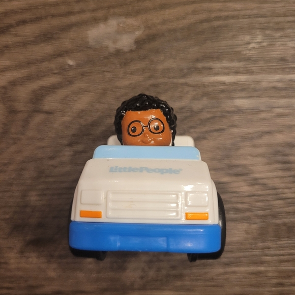 Fisher-Price Little People Wheelies Ambulanc - Picture 2 of 6